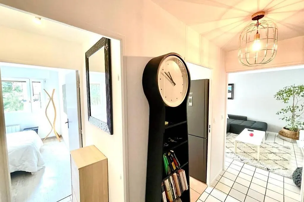شقة غالور Sobnb-Iris 3- Magnifique Appartement Calme Proche Douane